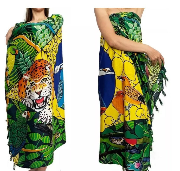 Sarong Brazilian flag as a backdrop, intertwined with the majestic leopard, the rich flora and fauna of the Amazon.